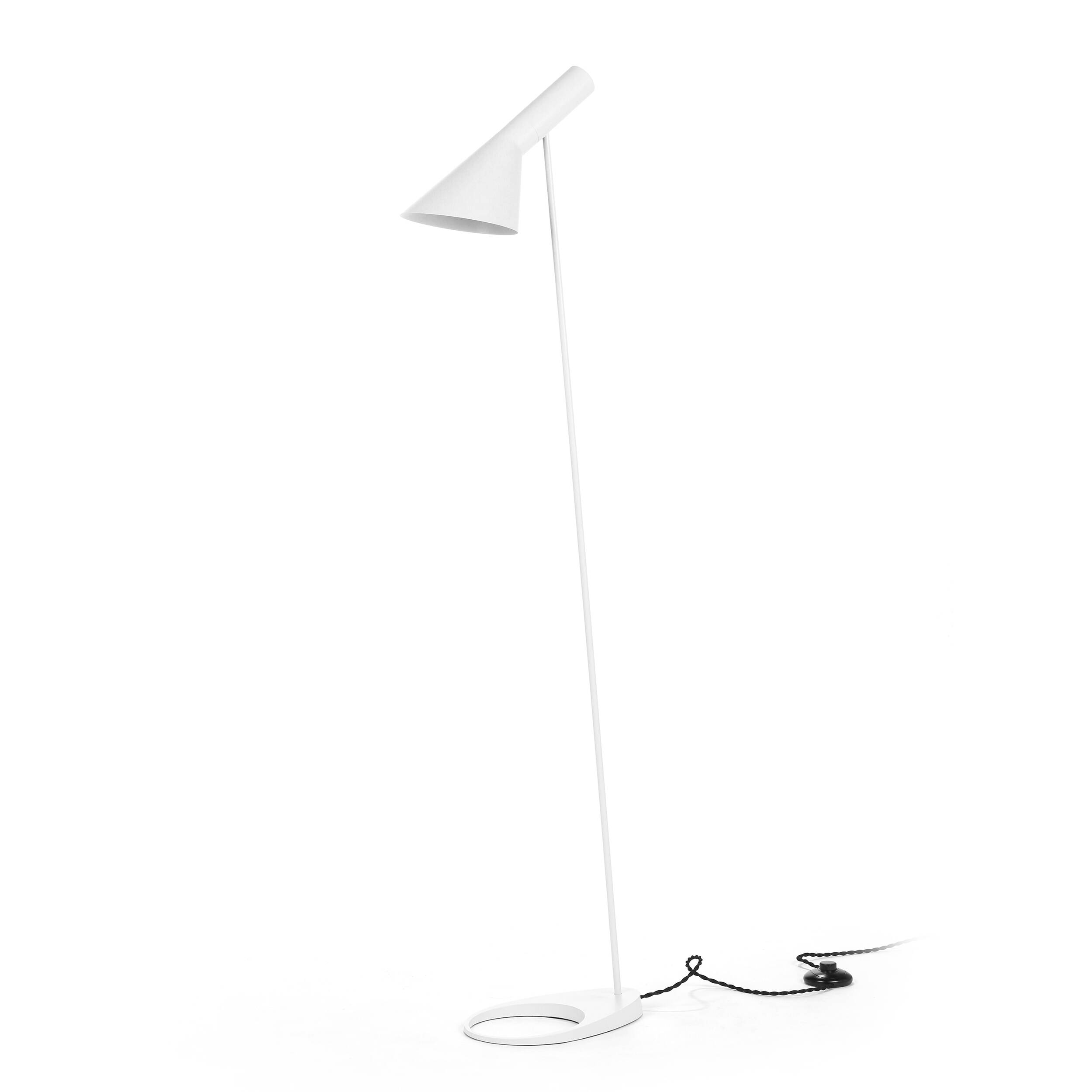 Напольный светильник AJ 2 купить в интернет-магазине дизайнерской мебели Cosmorelax.Ru