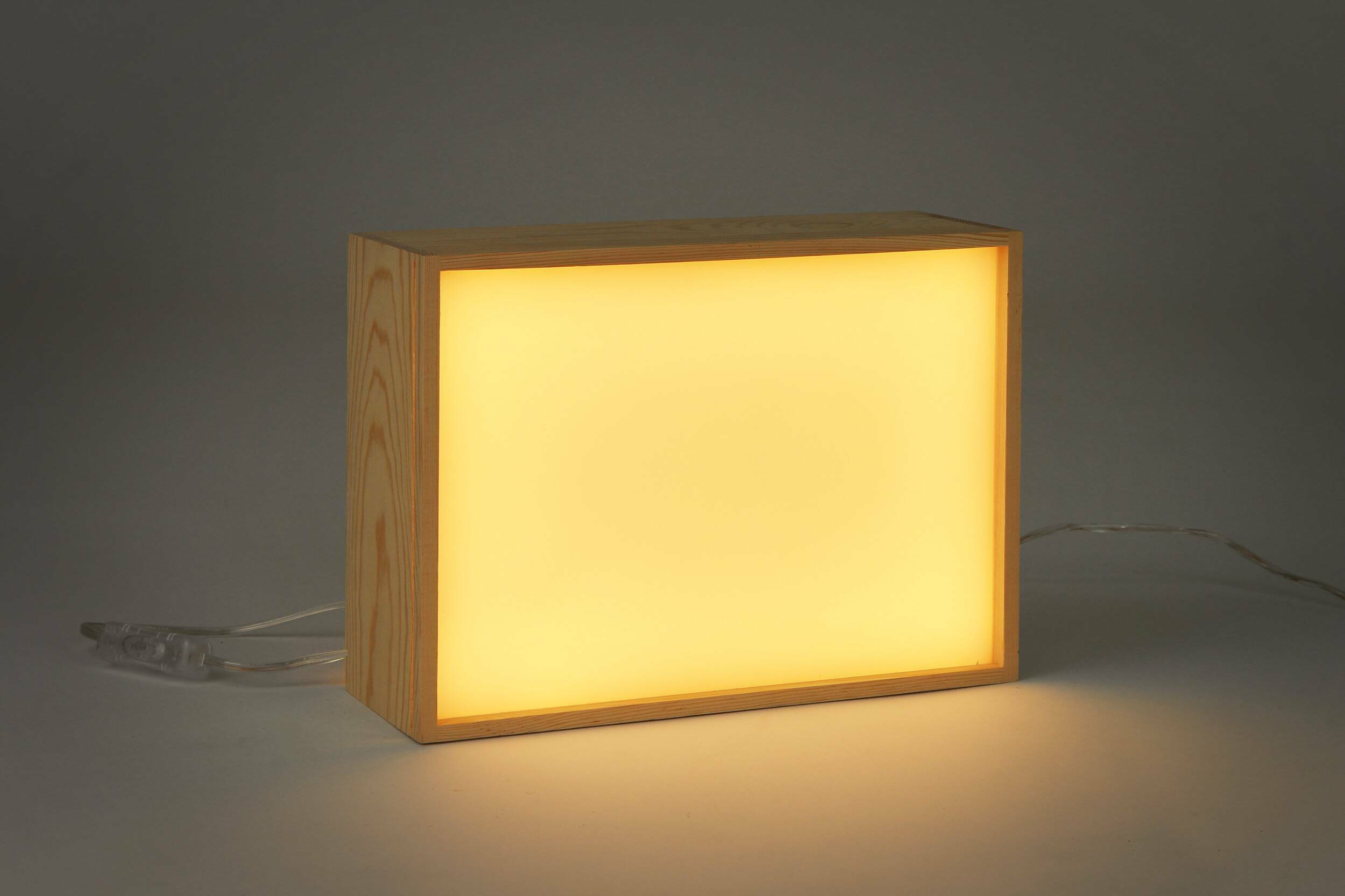 Настольный светильник Lighthink Box 1